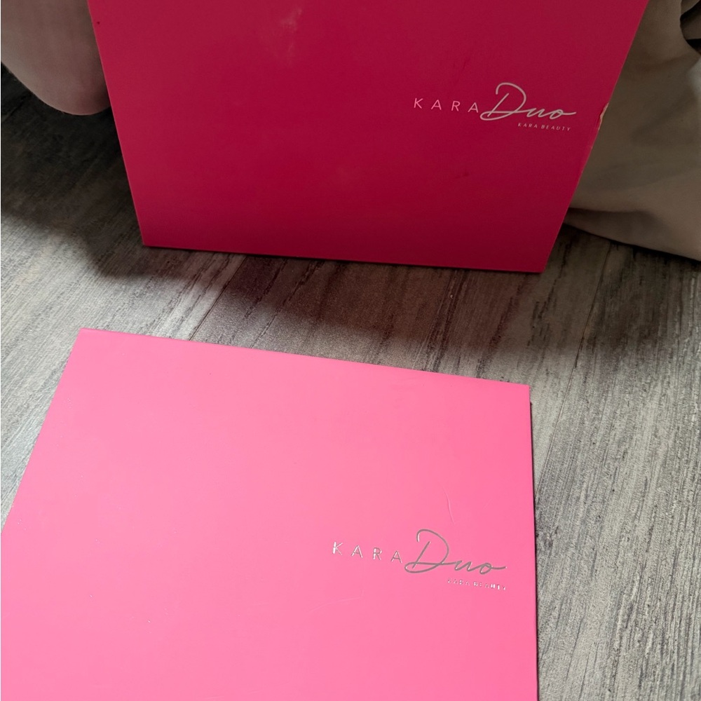 Kara Duo Makeup Palette
